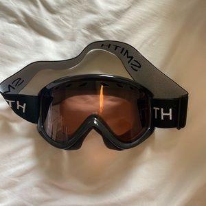 Skiing goggles